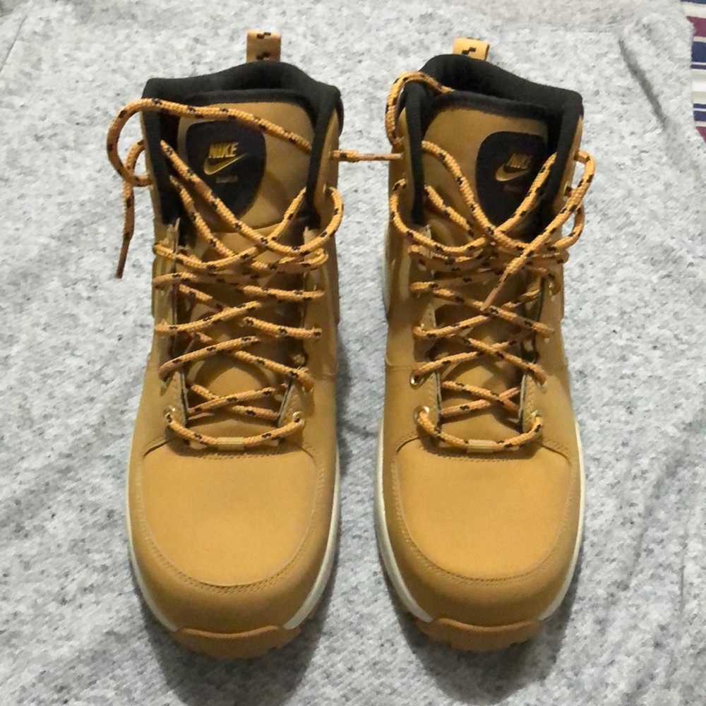 Nike Men’s shoes
